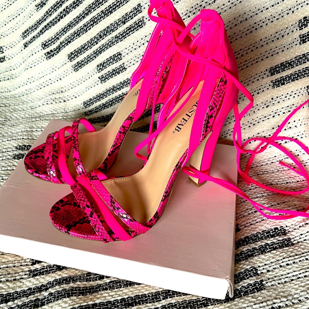 Electric pink high block heel